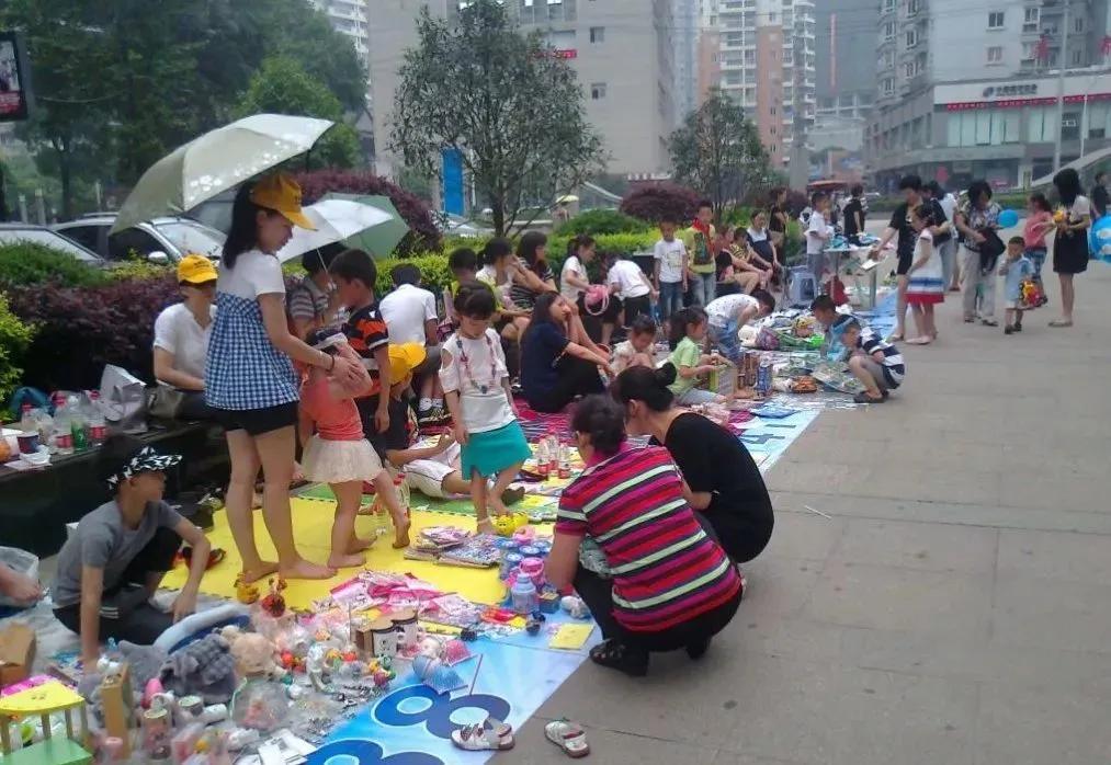 地摊经济实体店怎么经营,地摊时代来了吗