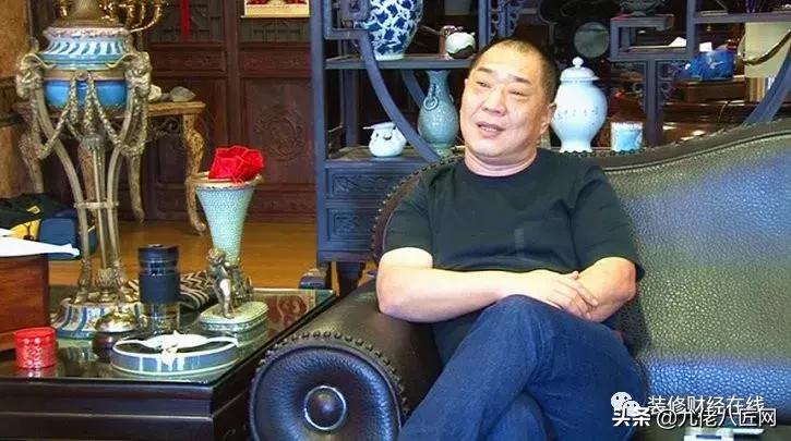 他从出租车司机变成百亿企业掌门