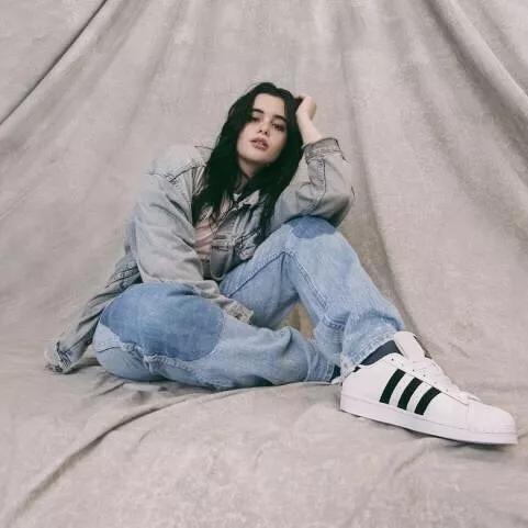 穿不了高跟鞋穿裙子搭配什么鞋,穿不了高跟穿不了裙子