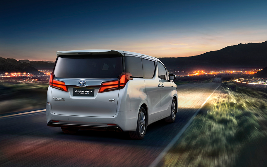 MPV中的劳斯莱斯!比埃尔法还夸张,雷克萨斯LM这次该加价多少?