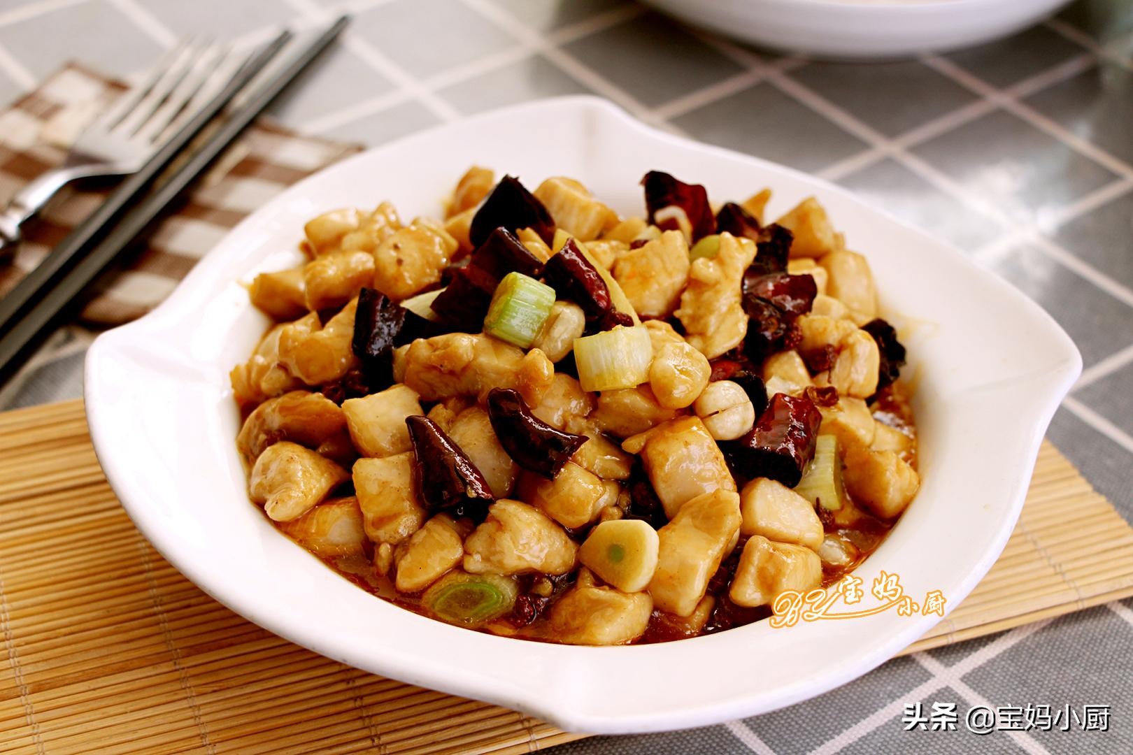 猪肉涨价了不知道吃什么好,鸡肉怎么炖肉才嫩好吃又有营养