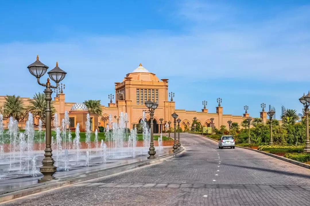 探秘全球唯一8级酒店,全球唯一的8星级酒店