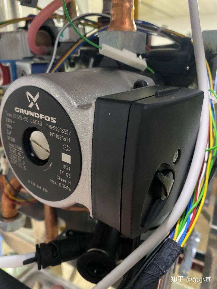 壁挂炉博世新欧洲之星原装进口,博世壁挂炉欧洲之星老款故障