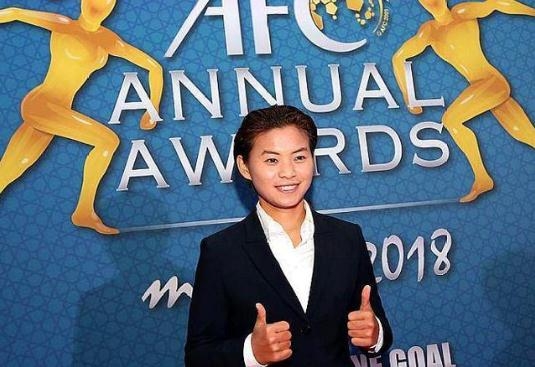 王霜最新颁奖视频,王霜激动夺冠