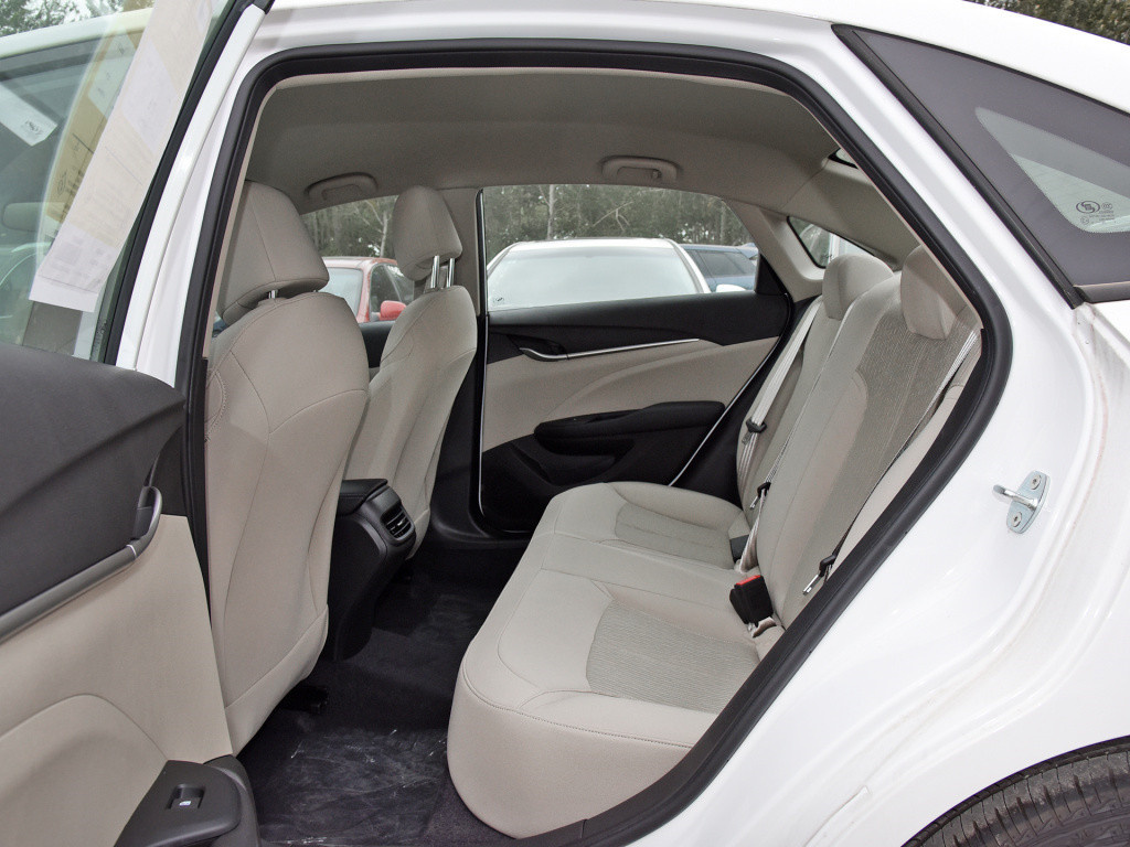 1.8别克英朗,别克英朗1.5自动进取版介绍