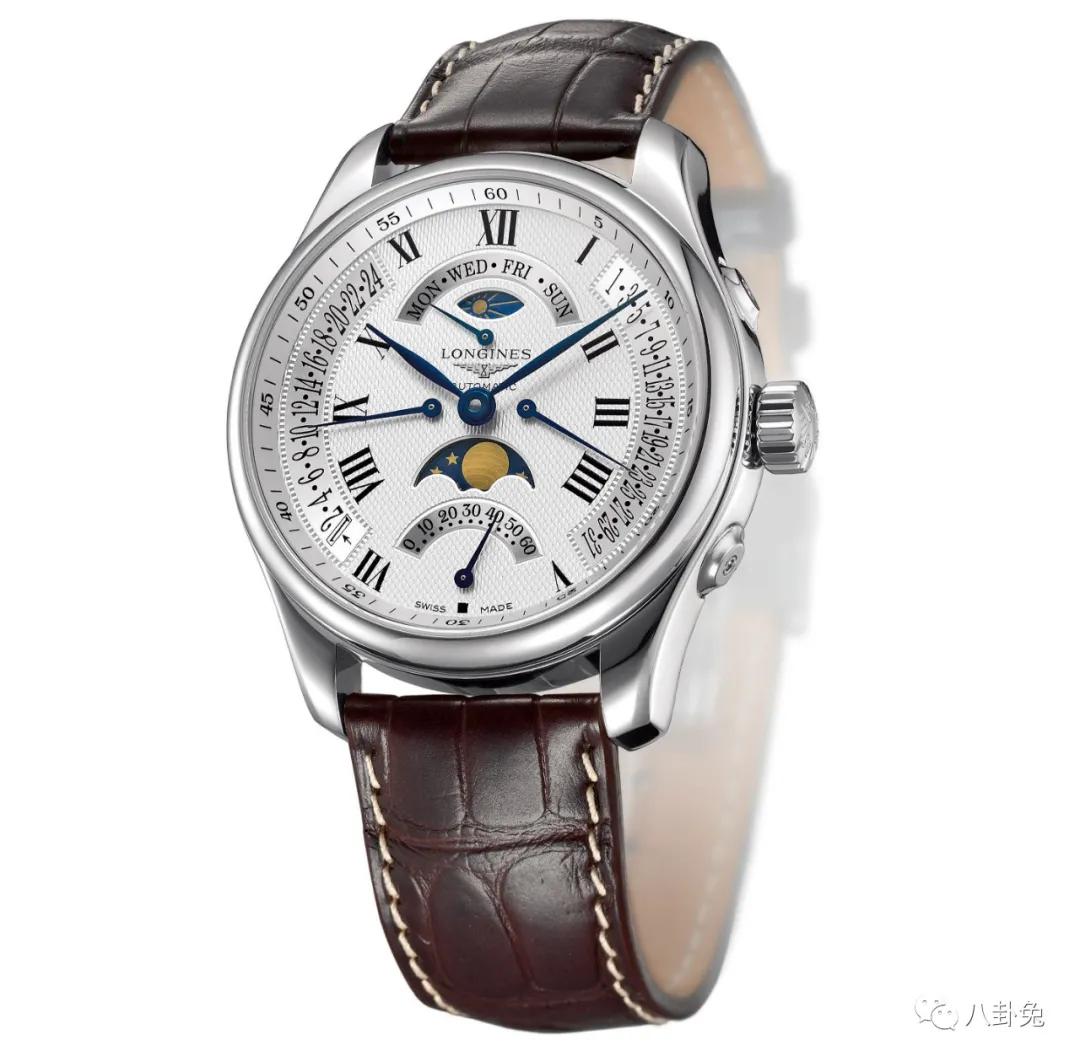 2万多元经典款也可以很时髦,经典款10年不过时怎么穿都好看