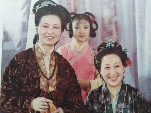 周瑞家的送宫花为什么最后给黛玉,红楼梦周瑞家送宫花给两姐妹