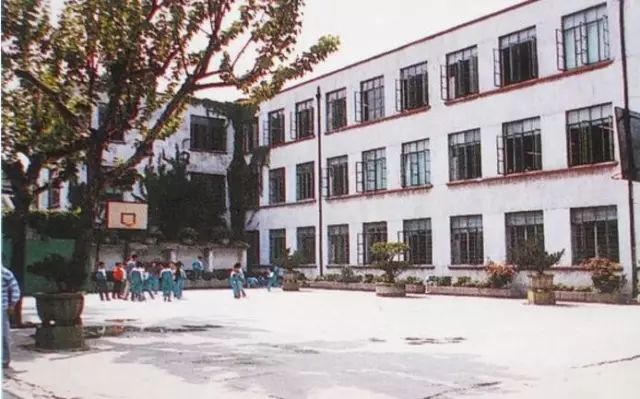 对不起，我想回虹口了