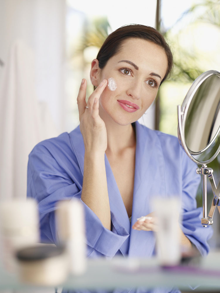 脸颊敏感红干怎么护肤,脸上敏感有红血丝怎么修复