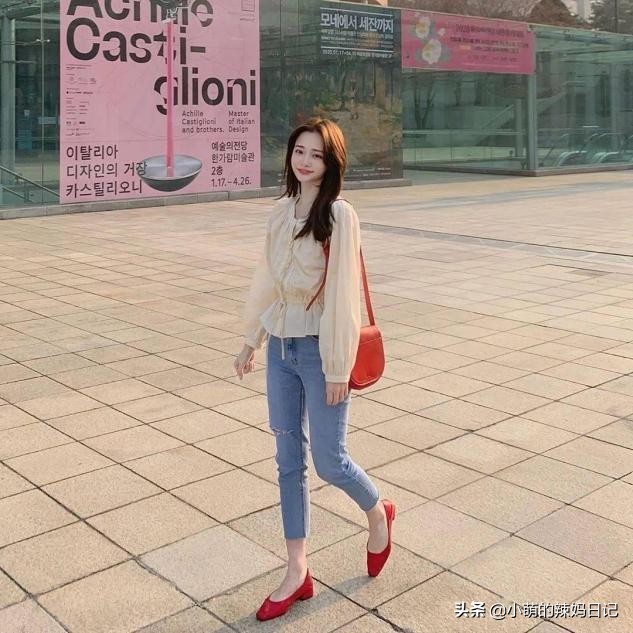 女人过了50岁不能穿硬底鞋怎么办,女人50岁以后穿高跟鞋好不好