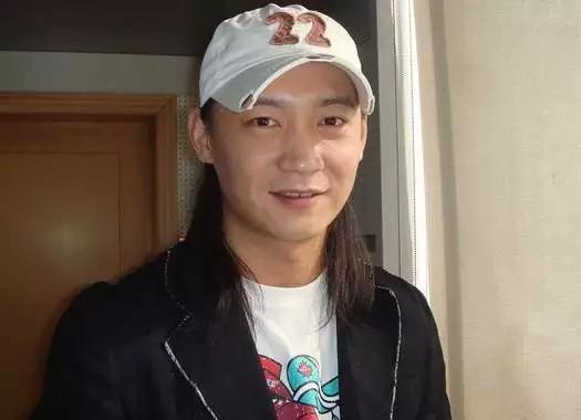 水晶之恋演员女主角哪儿去了,水晶之恋的主要演员的名字