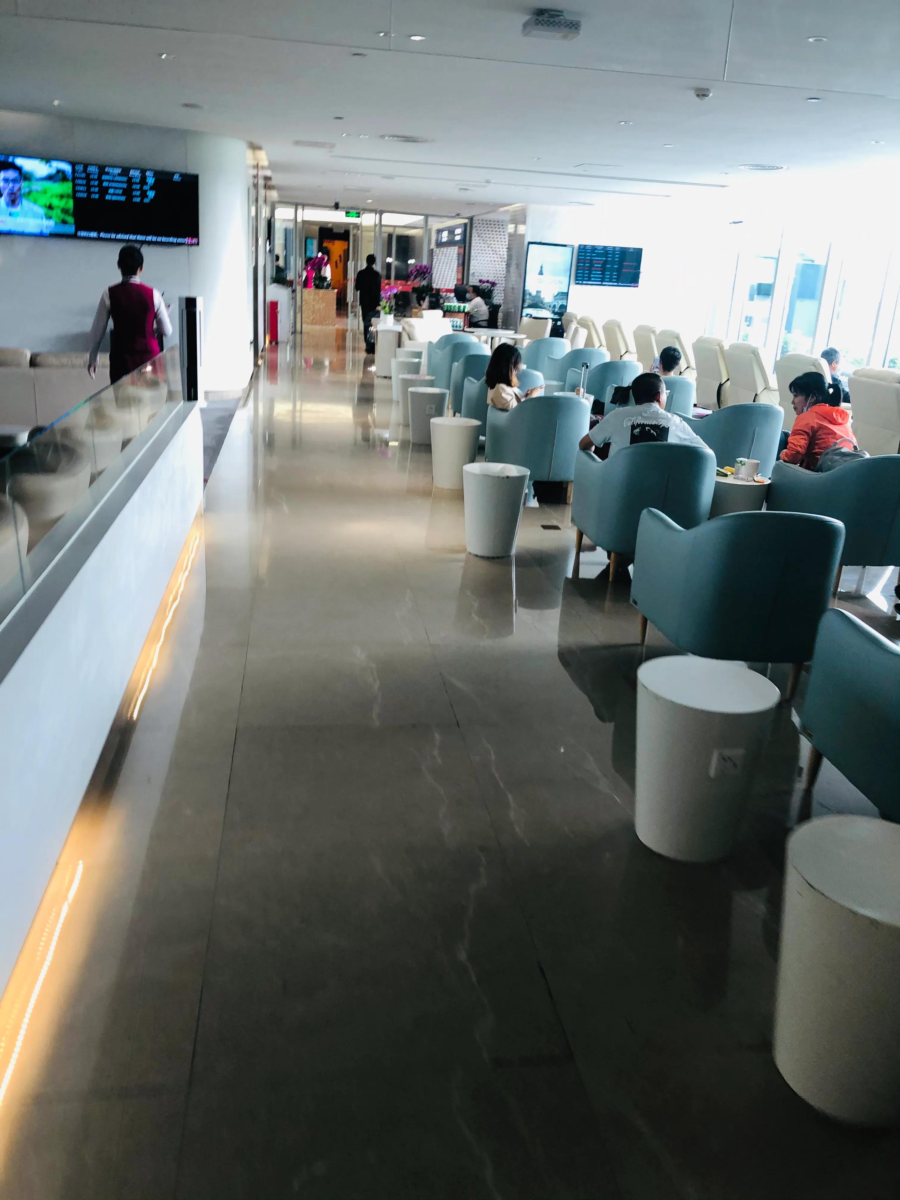 南航东航金卡,广州机场东航贵宾厅