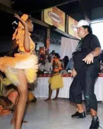 球王死亡原因,球王去世的视频