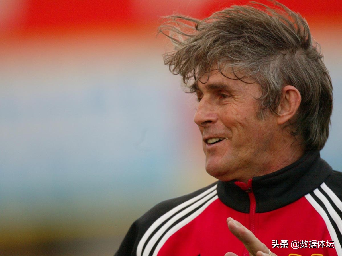 中国足球主教练李铁近况,国家队主教练李铁最新消息