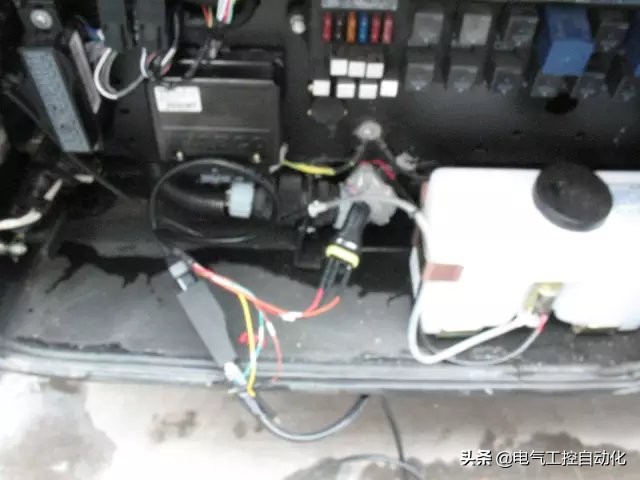 汽车进气压力传感器工作原理,汽车各个传感器的作用与工作原理