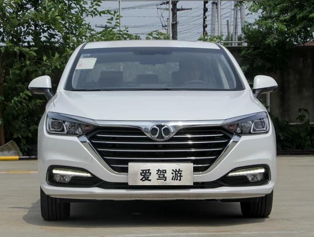 新手买车选什么车型,新手买车买什么二手车好