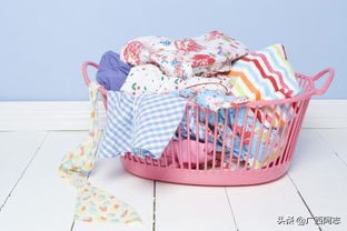 衣服上的污渍怎么洗,孩子白色衣服顽固污渍怎么洗