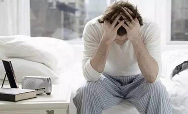 为什么对越亲近的人脾气越暴躁,一个人对外人和气却对家人发脾气