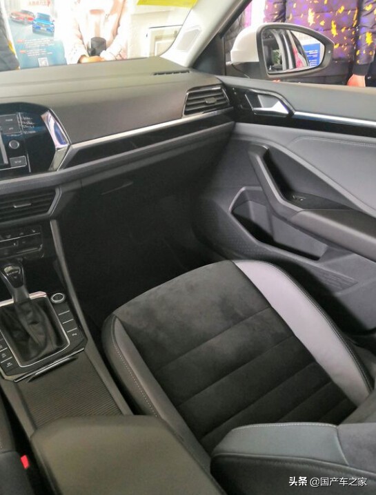 大众速腾内饰2019款,大众速腾内饰新款