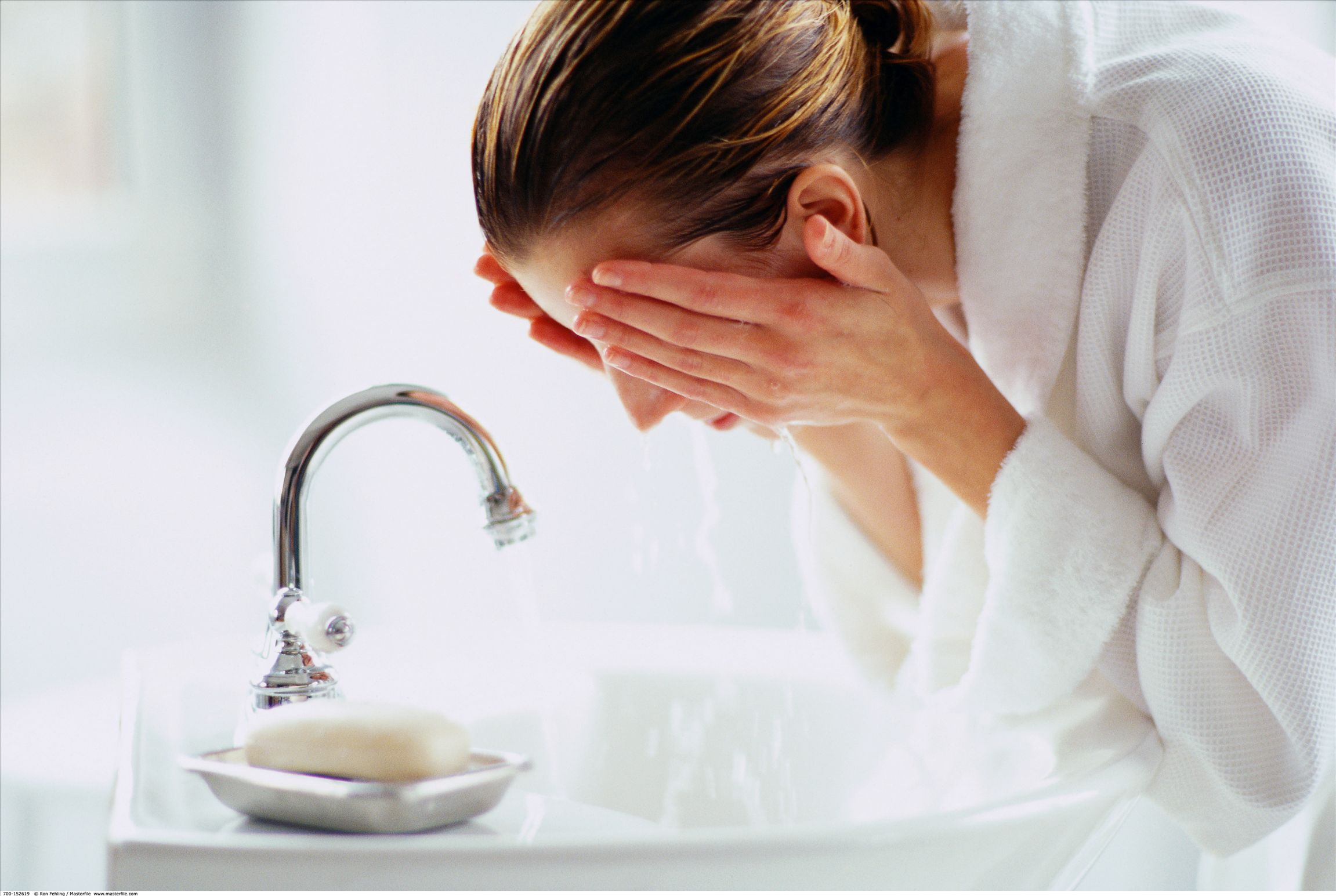 去男友家过夜会被瞧不起吗,第一次去男朋友家卸妆后怎么办