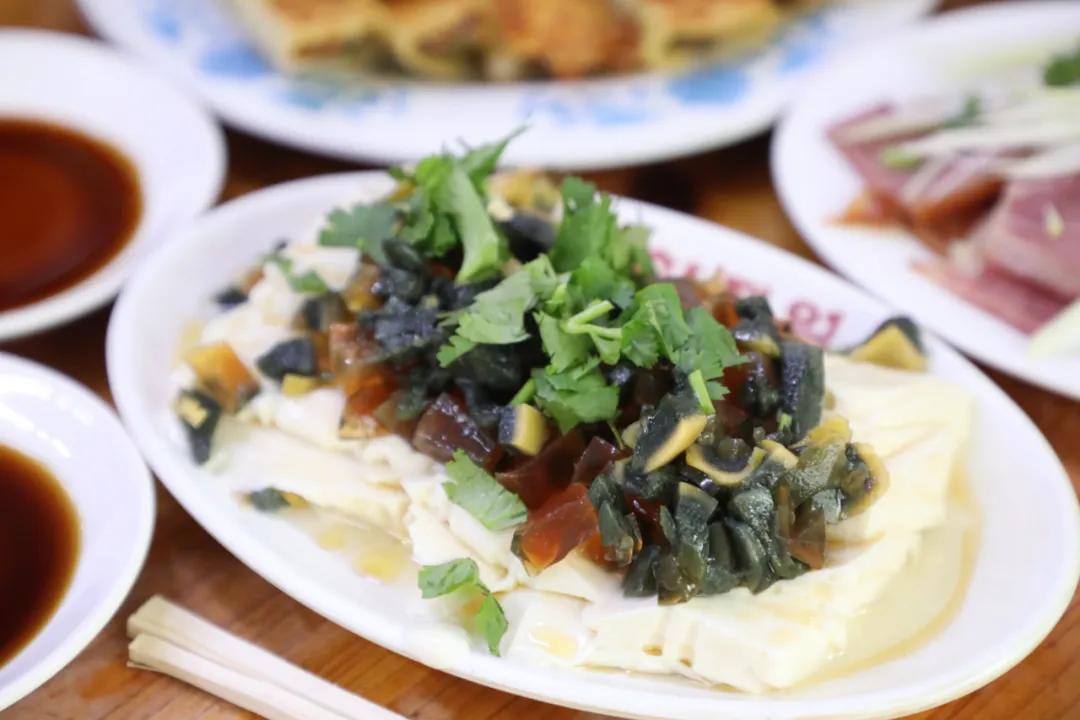 锅贴饺子四新道店,上海闵行开了几十年的锅贴店