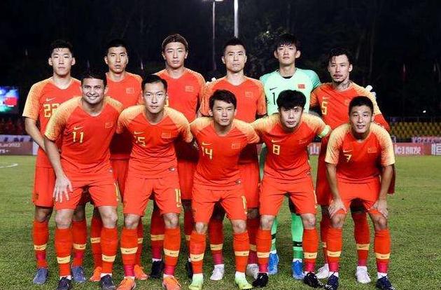 中国足球场上拼命精神,中国足球体力