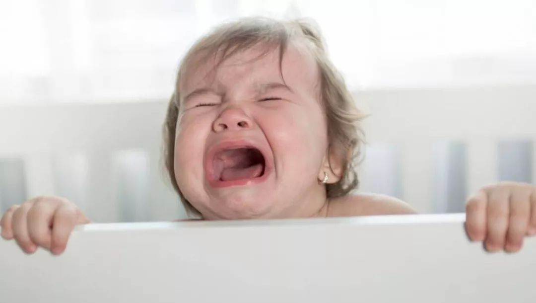 两三岁小孩晚上不睡觉,两三岁孩子不睡觉