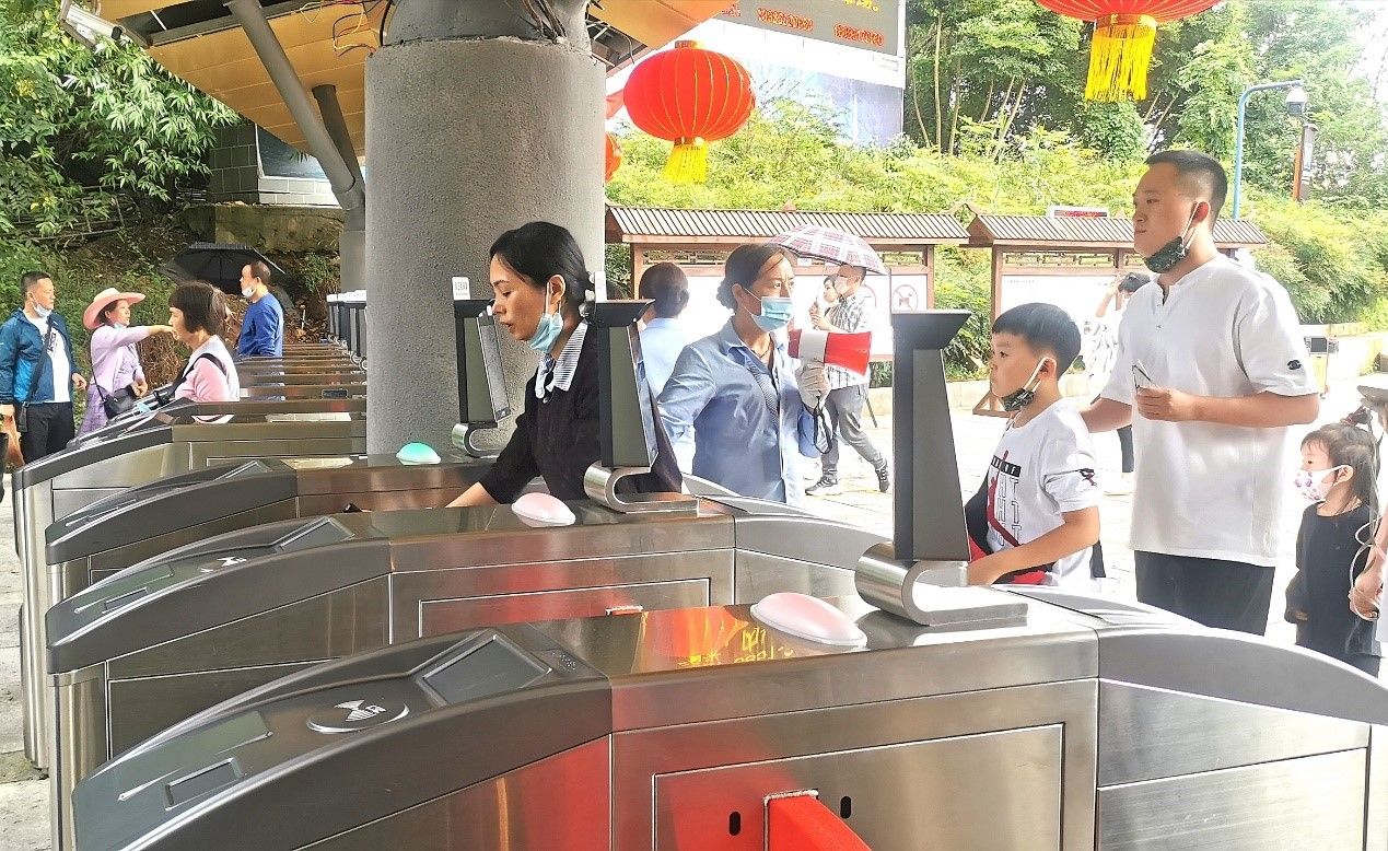 贵州黄果树旅游攻略大全,多彩贵州醉美黄果树