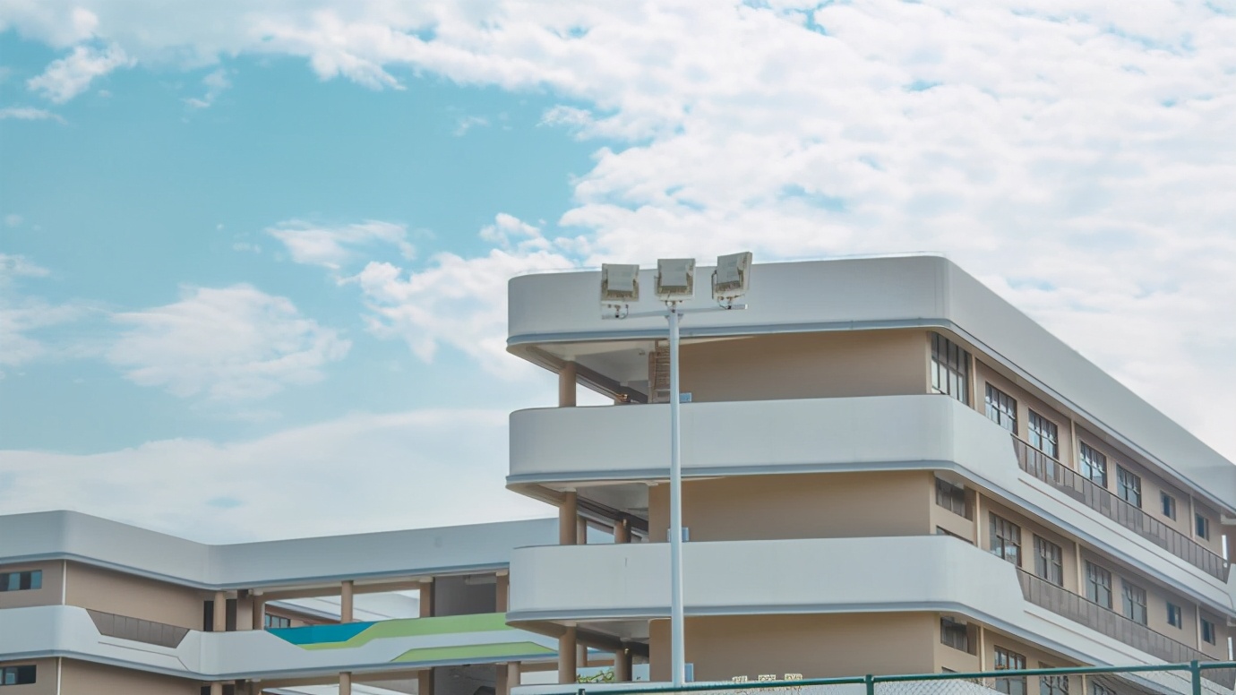 惠安亮亮中学属于什么性质的学校,惠安亮亮中学开学了吗