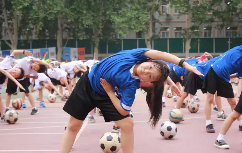 中国青少年足球联赛河南实验,央视记者探访河南学校