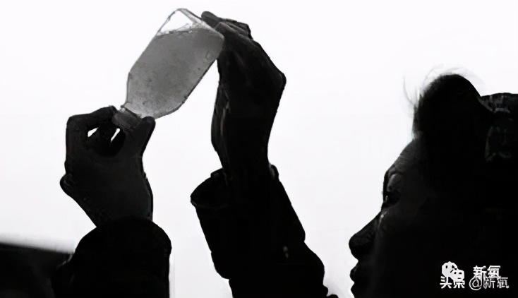 网红整鼻子整出坑,千万网红被坑