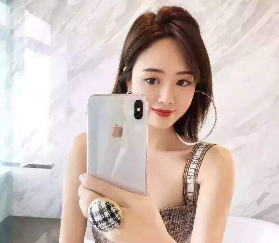 白桃乌龙口红适合黑黄皮,阿玛尼适合黑黄皮的口红