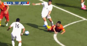 国足10大搞笑gif,国足搞笑视频爆笑名场面