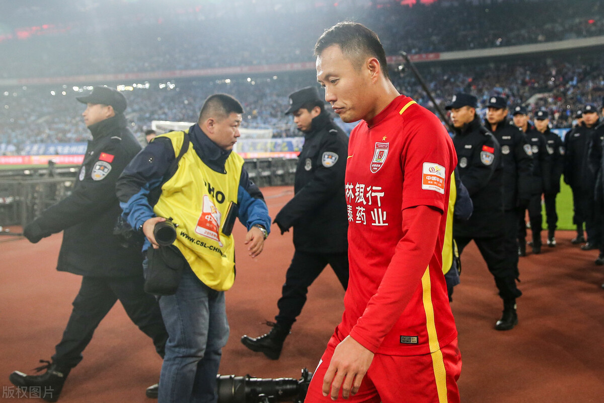 闀挎槬浜氭嘲鏃堕殧涓ゅ勾閲嶈繑涓秴,閬楁喚瓒崇悆涓秴