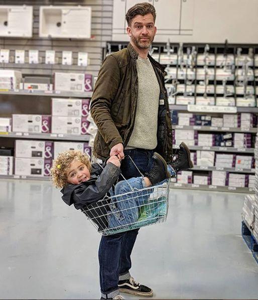 超级奶爸有七个女儿,超级奶爸有5个孩子