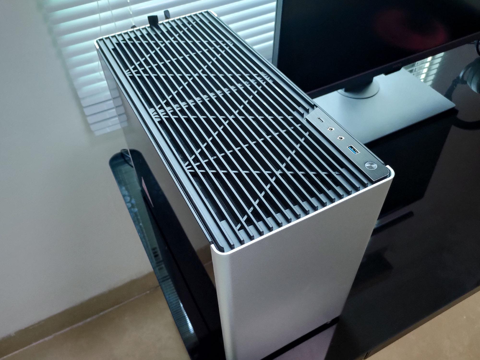 360水冷itx装机,itx乔思伯i100pro装机视频