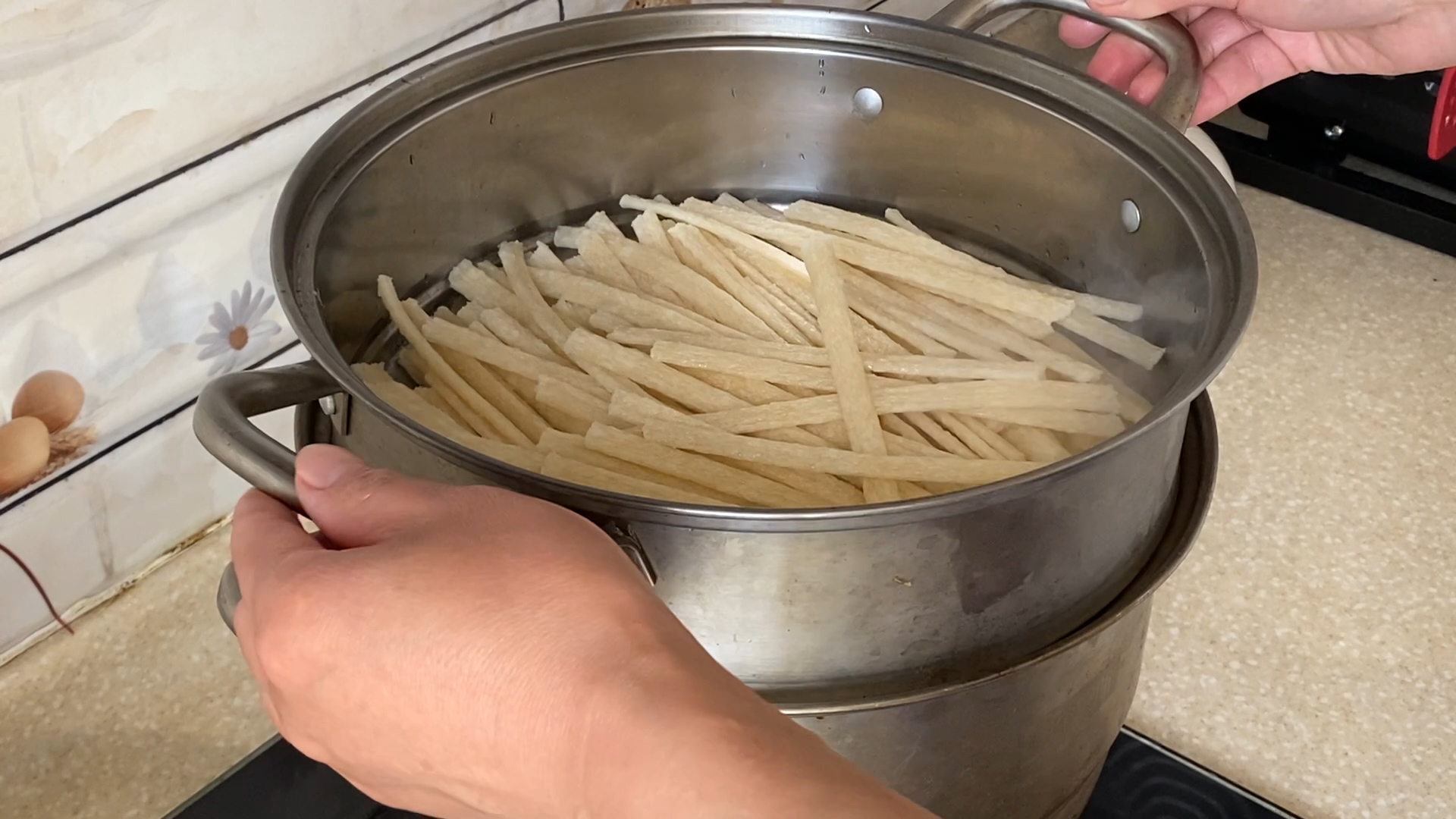 想吃辣条不用火锅怎么做,辣条健康又好吃无添加剂