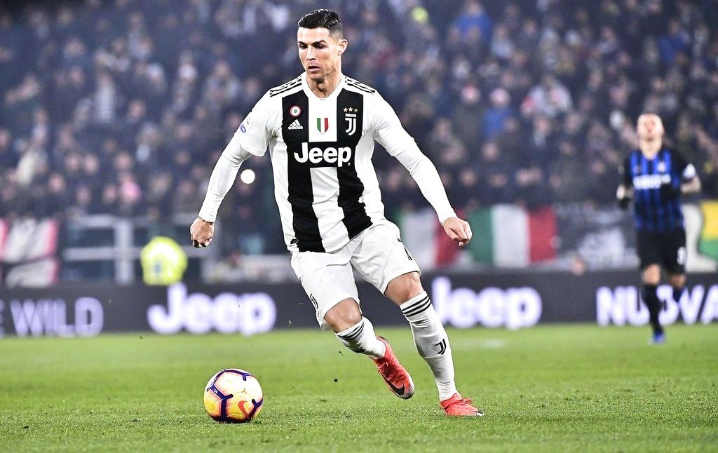 盘点c罗让人惊讶的过人,c罗细节过人视频