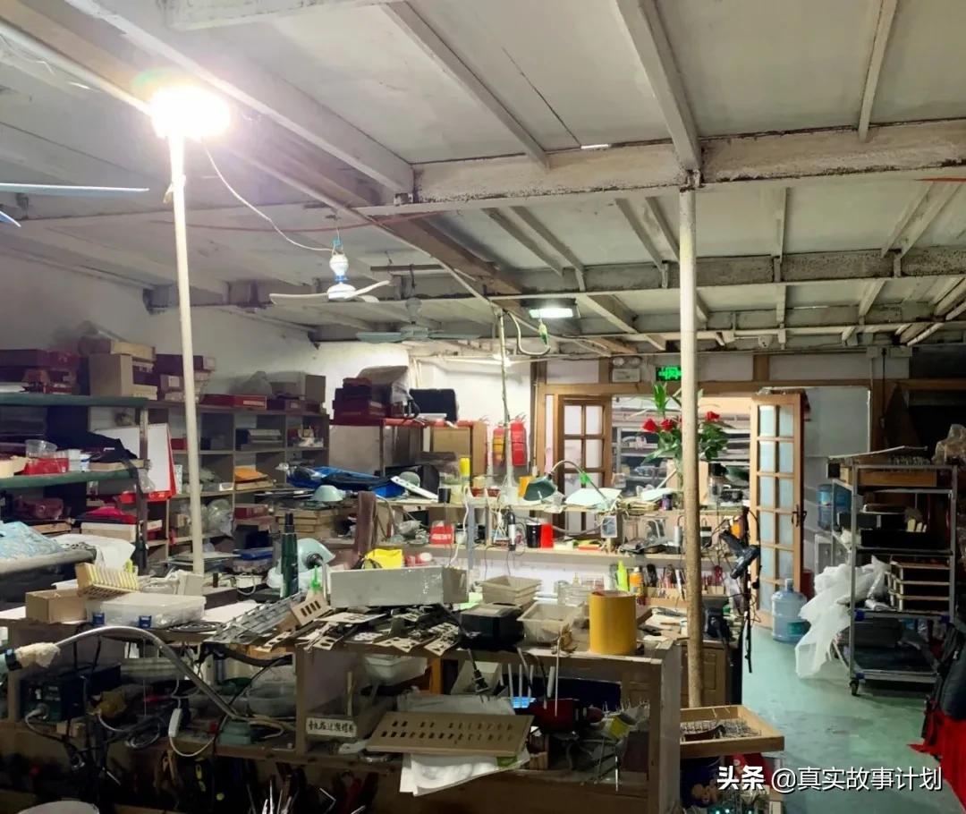 故事：这家老上海手风琴制造厂，是工人时代最后的浪漫