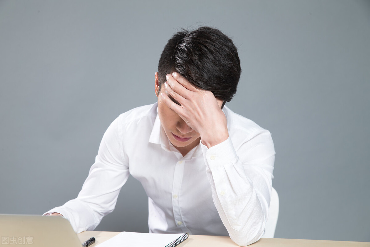 小伙得高血压不控制会怎么样,年轻人得高血压不吃药能不能好