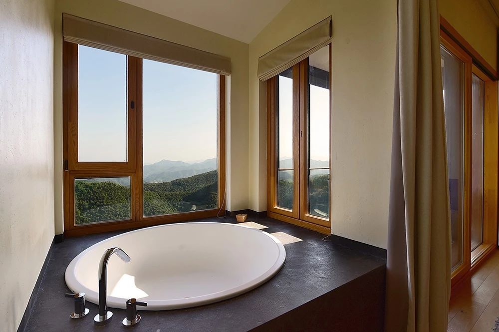 裸心谷裸心堡价格,裸心堡和裸心谷哪个风景好