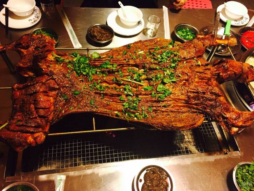 各地著名美食大全介绍英文,全国各地经典代表性美食