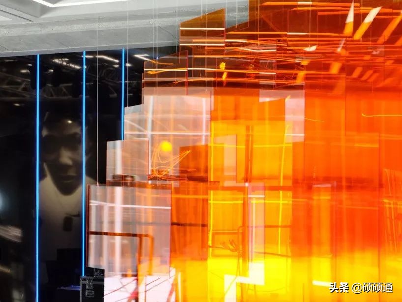 有创意的装置艺术作品图片,有创意的装置艺术作品