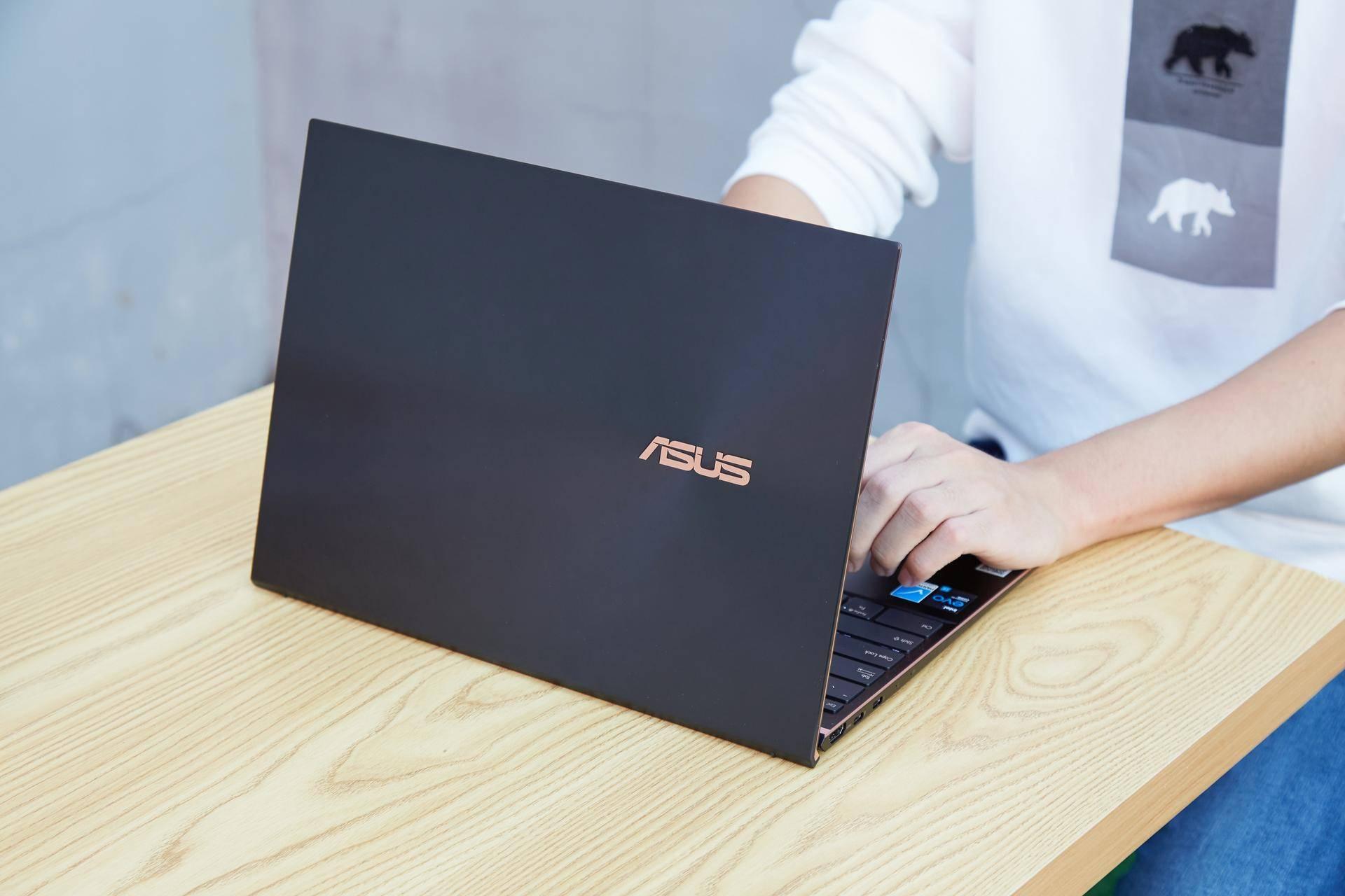 商务办公氛围写字楼,商务办公高端