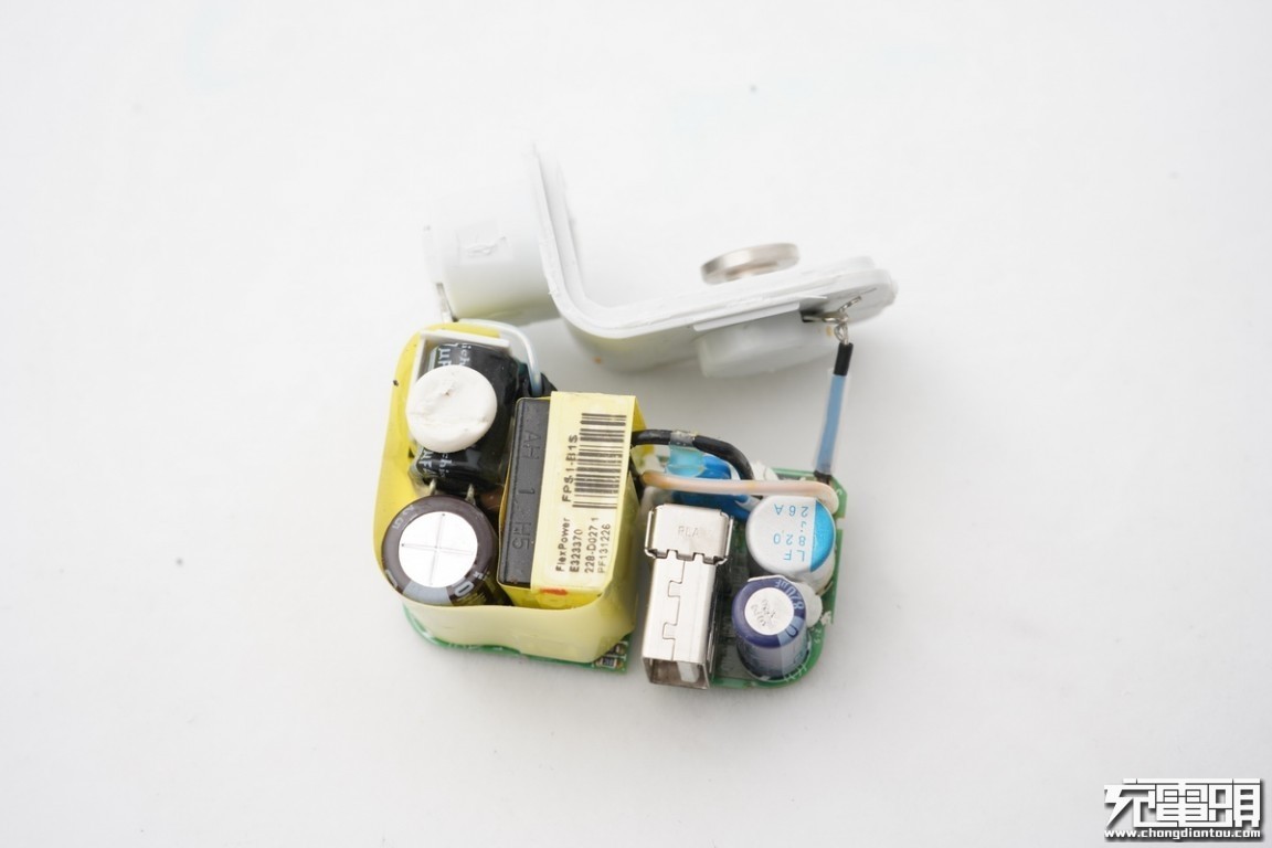 拆解苹果原装pd充电器,拆解苹果笔记本充电器