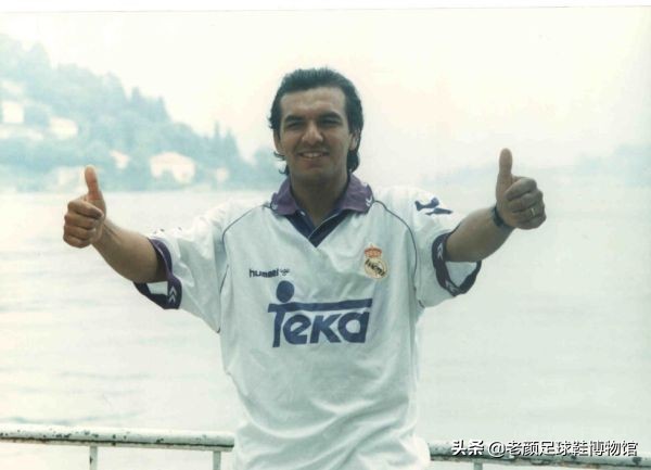 苏牙为什么没上乌拉圭大名单,卡瓦尼上海申花