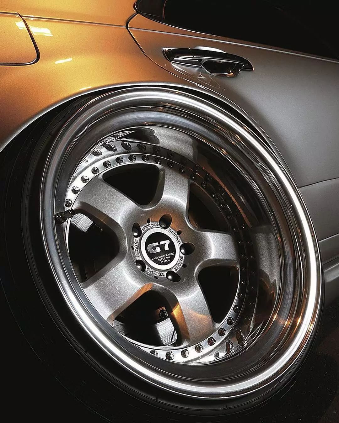 名鞋恒久远经典,经典永流传美丽恒久远