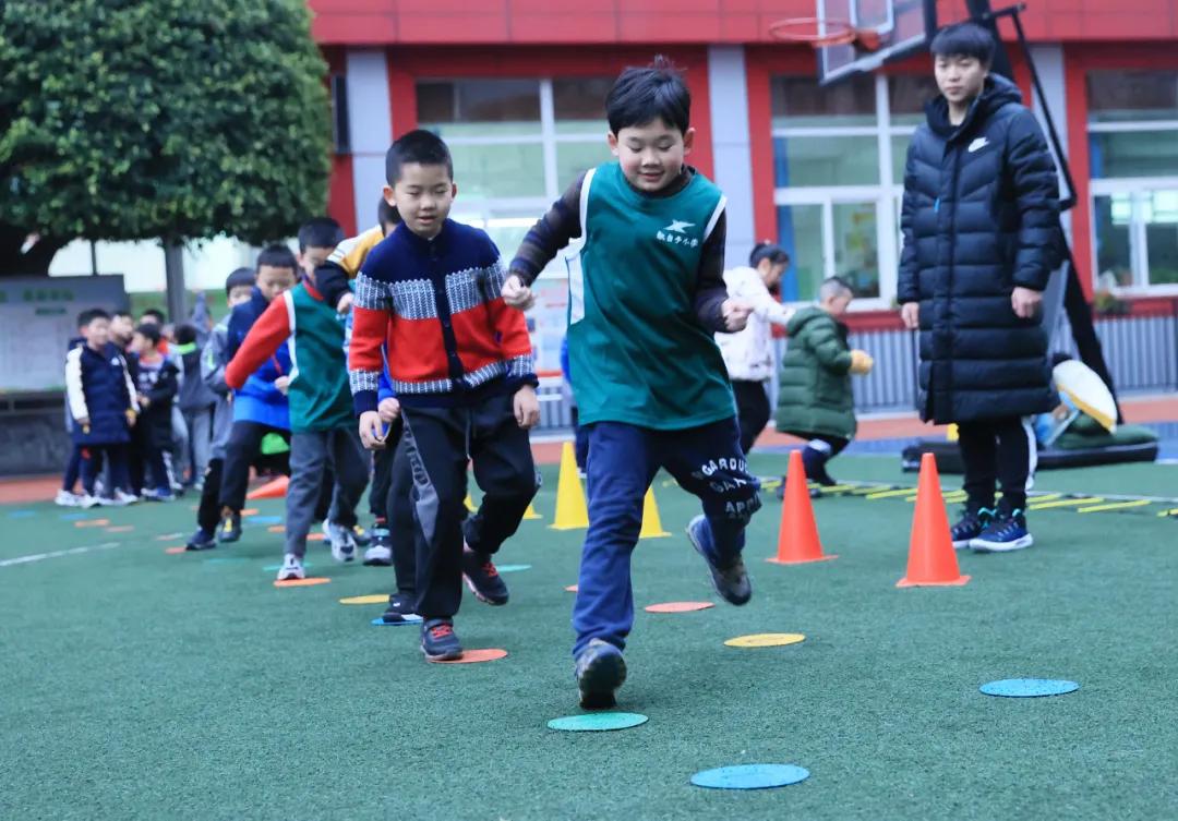 除了成都五朵金花还有哪些小学好,重庆五朵金花小学
