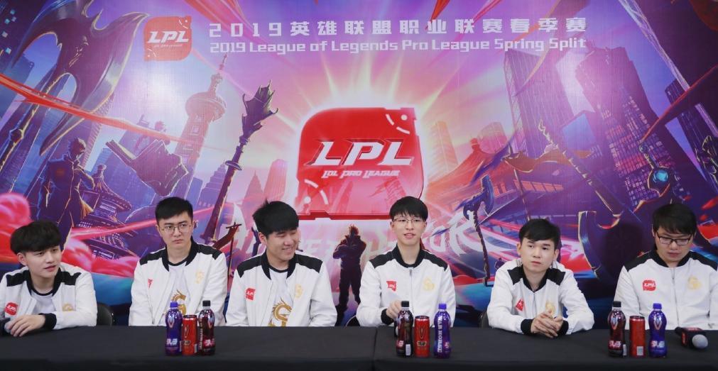 lpl赛场神级预判,lpl赛场上单英雄