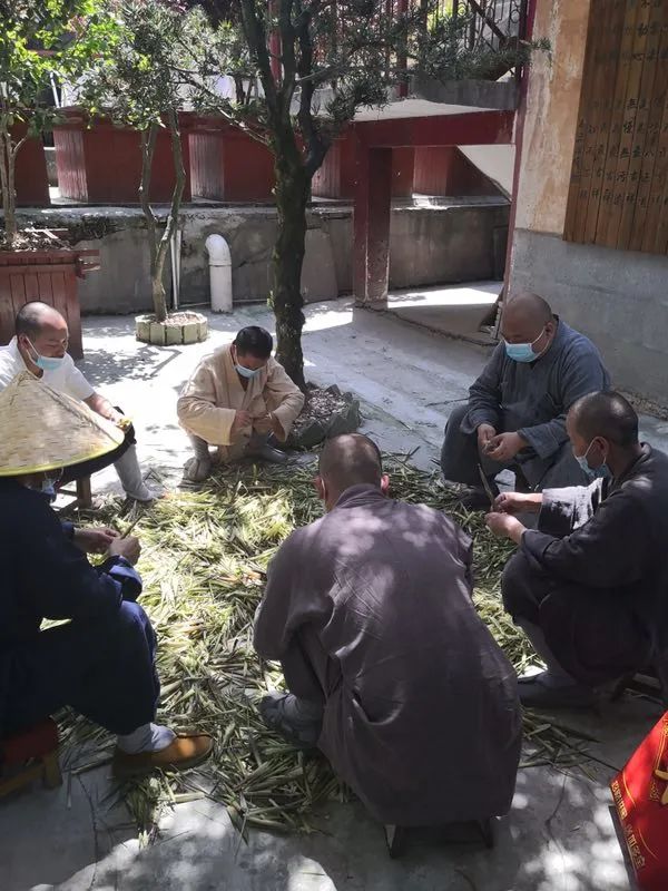 抢抓农时开展农业生产,农民纷纷抢抓春耕生产有利时机